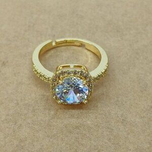 Gold plated women's ring , New with tags